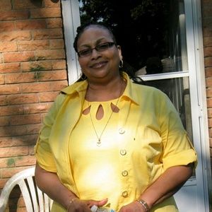 Meet your Posher, Yvette